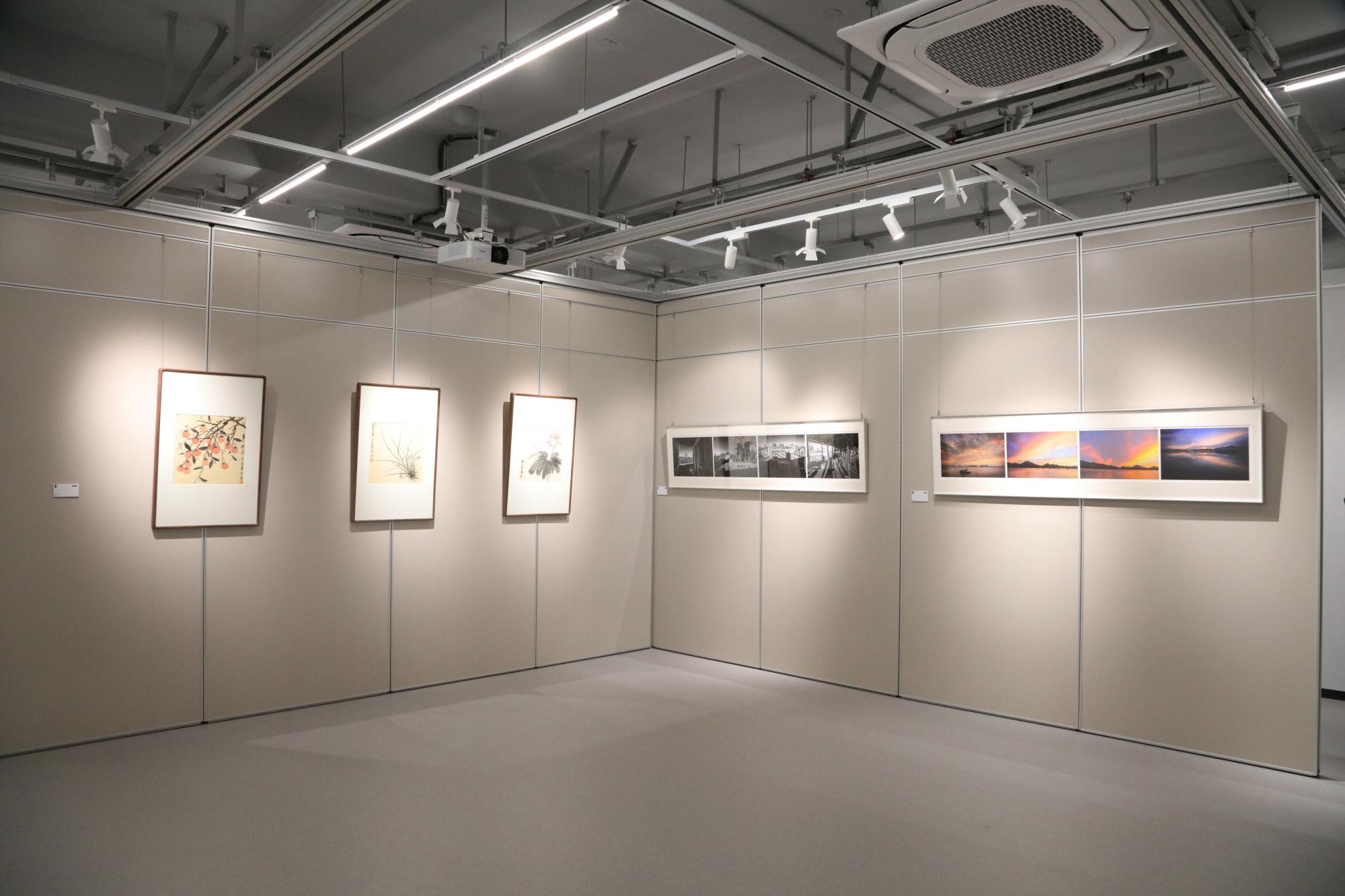 浙江财经大学艺术学院陈列馆开馆展艺术学院建院15周年作品展顺利开幕