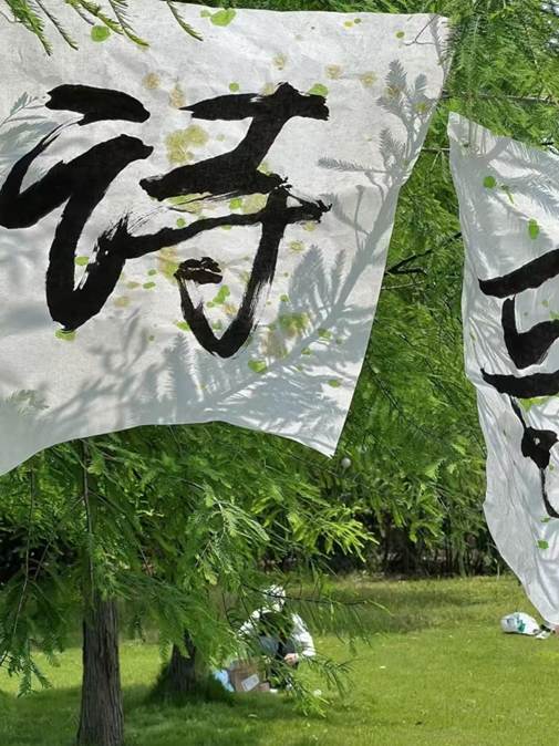 37f715cc3dc9a4f4f1769055bc3817e